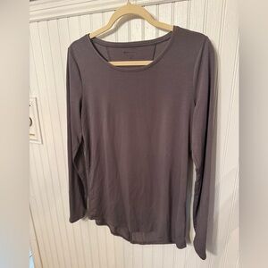 Athleta Split Back Long Sleeve Workout Small Top